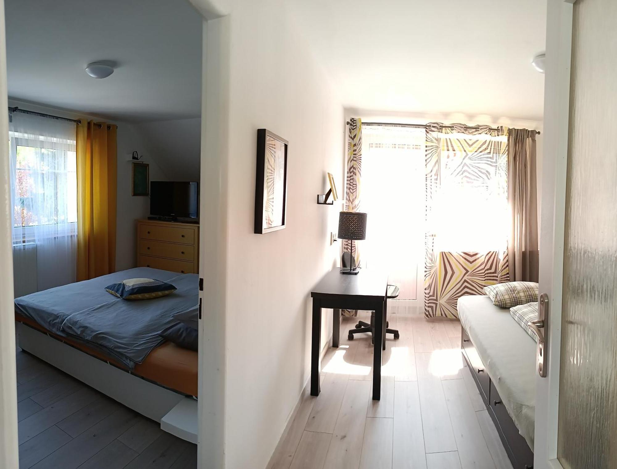 Cozy Gardens Apartments In Praga Esterno foto